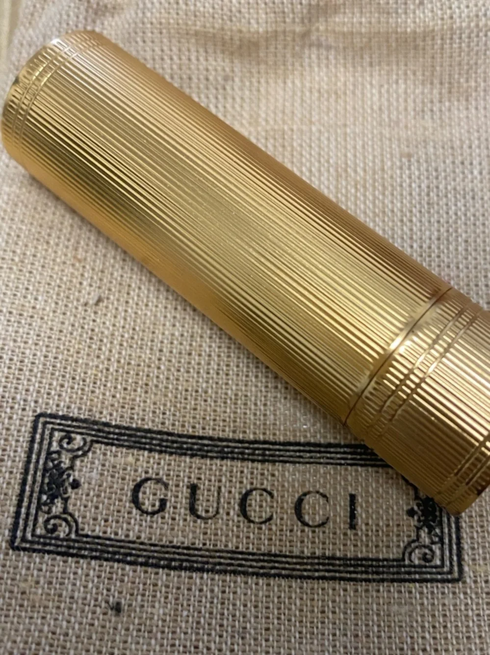 Gucci limited edition colourMatte Lipstick with Soft Pink Box and linen Bag New